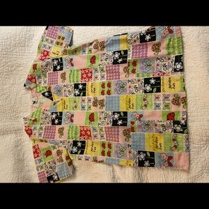 Summery Garden Fun White Swan Scrub Top